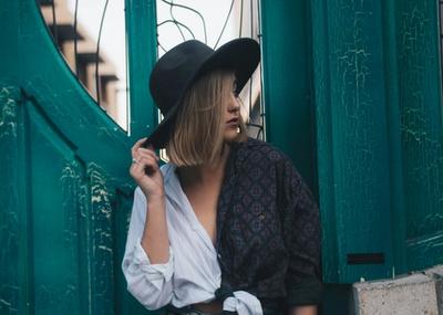 Image for Horoskop za 4. decembar: Emocije pucaju, tajne izlaze na videlo