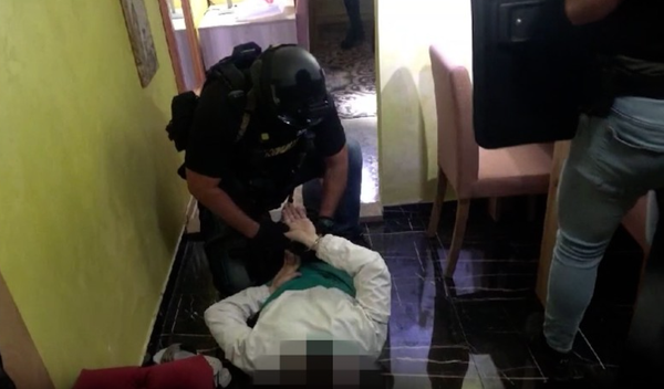 Image for Bacio bombu u restoran