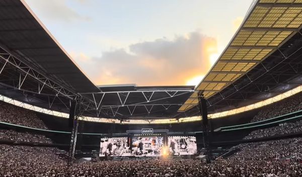 Image for Poginuo muškarac na koncertu grupe Oasis