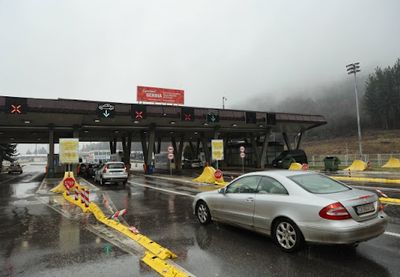 Savet vozačima je da sačekaju stabilizaciju vremena