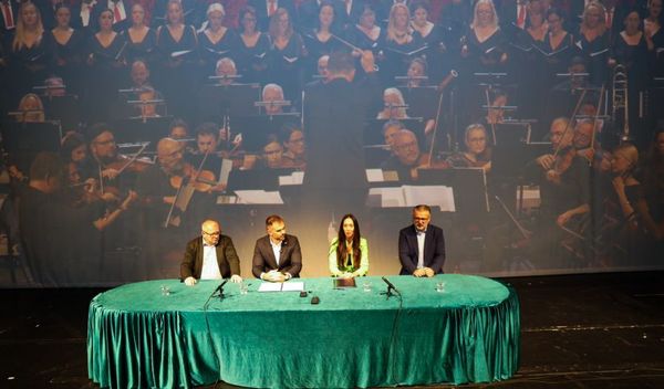 Image for Klasična muzika u autobusima