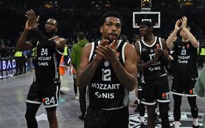 Image for Profesor Kalates predavao u Parizu