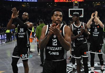 Image for Profesor Kalates predavao u Parizu