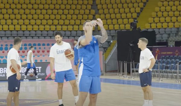 Image for Janis ne igra protiv Srbije