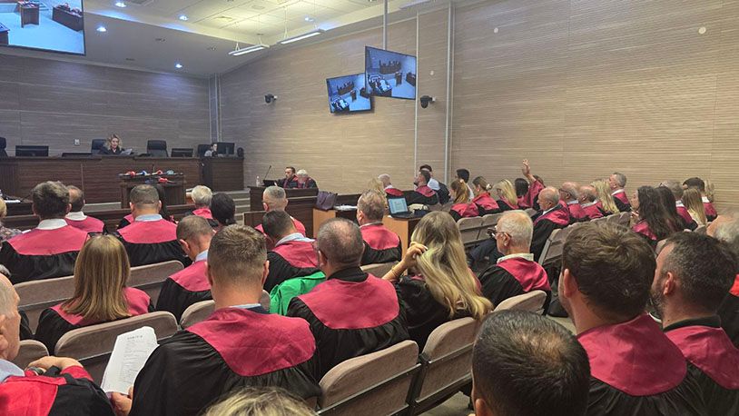 Image for Suđenje za ubistvo 370 Albanaca