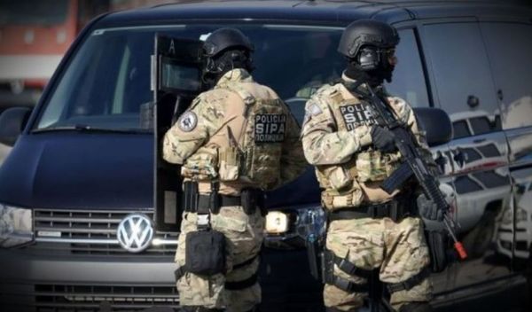 Image for Uhapšeni zbog primanja mita