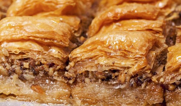 Azerbejdžan i Turska su zajednički podneli zahtev UNESCO-u za zaštitu baklave i uvođenje te tradicionalne poslastice na listu nematerijalnog kulturnog nasleđa, ali ova inicijativa je izazvala negodovanje brojnih susednih zemalja