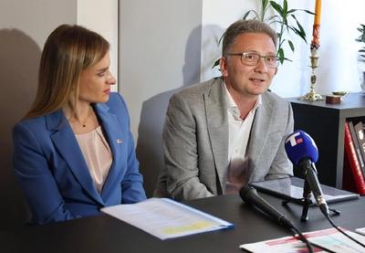 Image for Rast izvoza IKT usluga