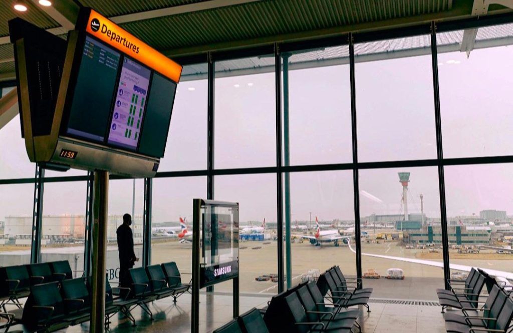 Image for Evropski aerodromi u poremećaju saobraćaja- sajber napad na sisteme za prihvat i otpremu putnika i letova