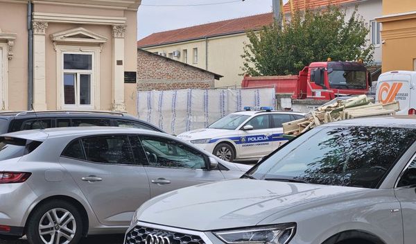 Image for Poginula dva radnika