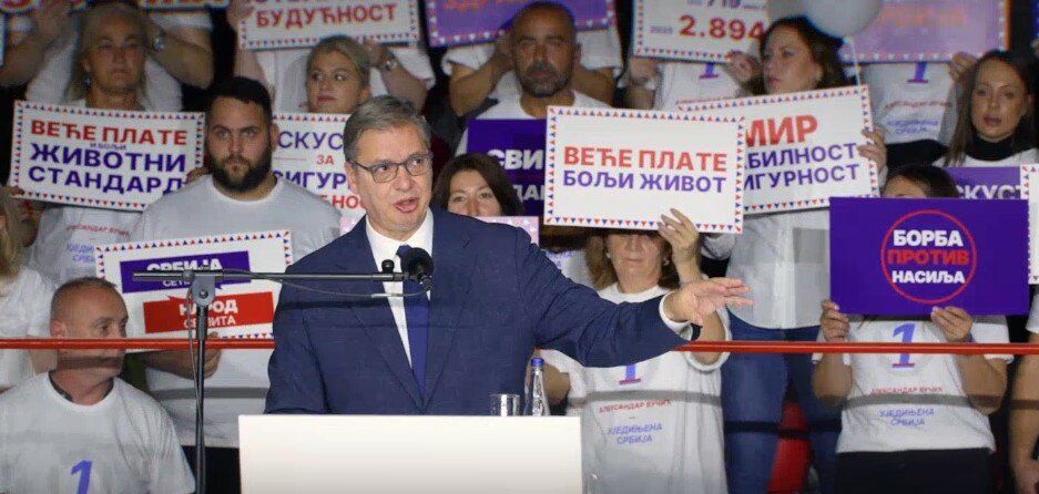 Vučić je pozvao građane na predizborni miting u Nišu i najavio da će sutra, nakon skupa u Hali sportova na Novom Beogradu, biti održani skupovi u oko 200 mesta širom Srbije.