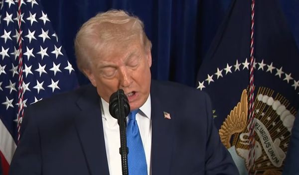 Image for Tramp objavio šokantnu fotografiju zarobljenog Madura