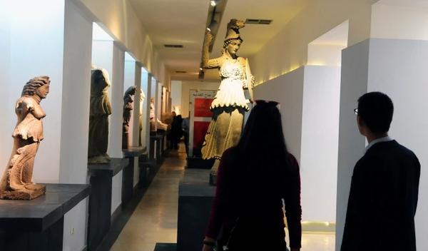 Image for Pljačka u Narodnom muzeju Sirije, nestale statue iz perioda Rimskog carstva