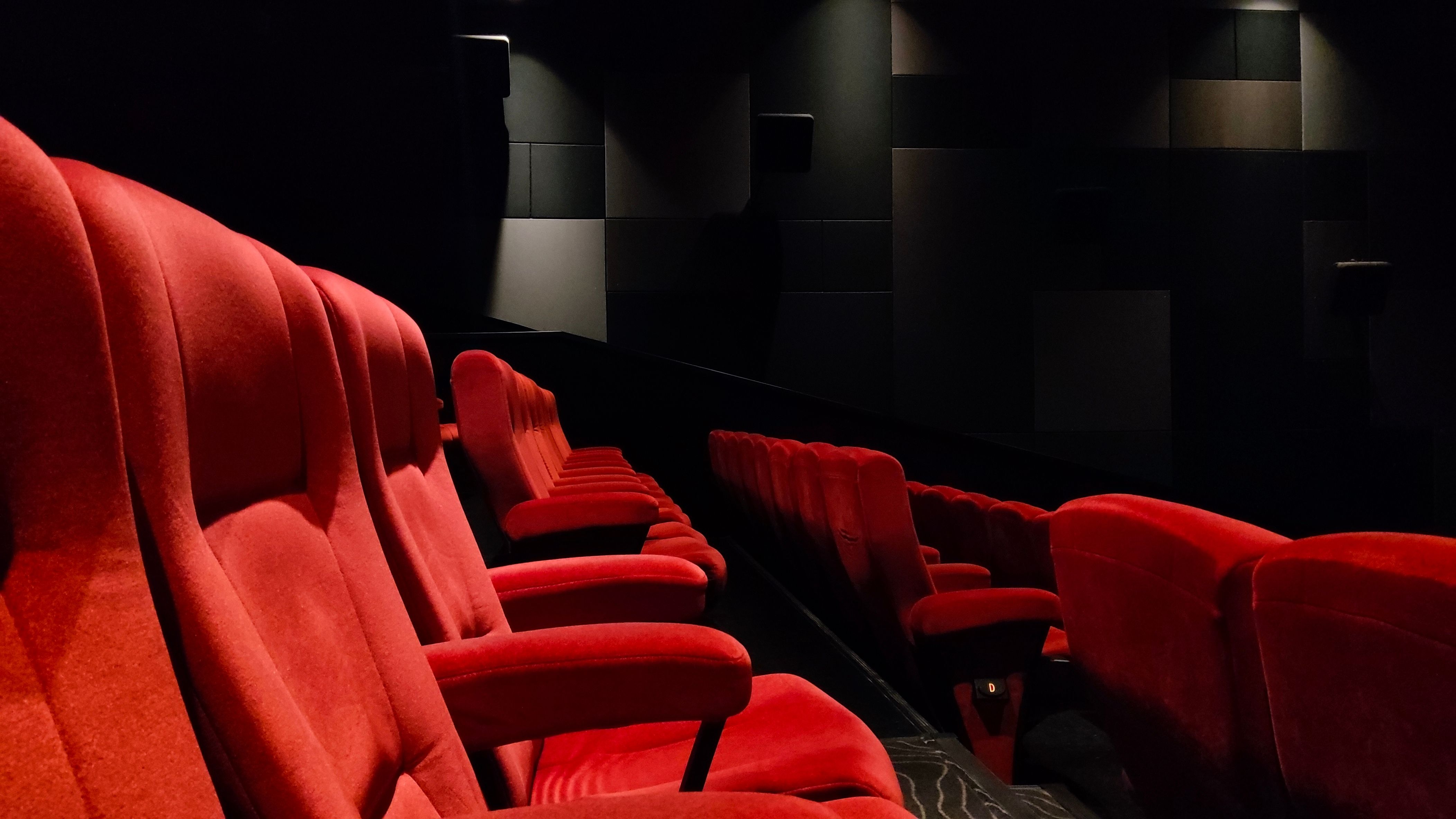 Image for Šta se desilo sa bioskopima iz našeg detinjstva?