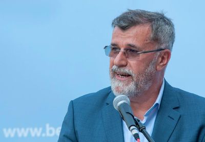 Image for Gomilaju se napadi na medije