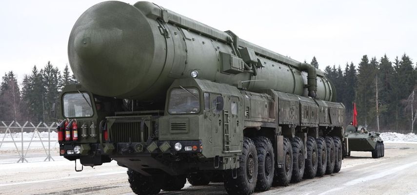 Putin je rekao da "Sarmat" može da se kreće ne samo po balističkoj već i po suborbitalnoj putanju", kao i da njen domet leta prelazi 35.000 kilometara