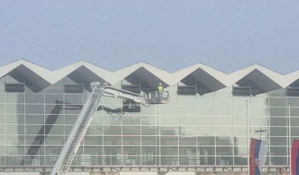 Image for Nadstrešnica teža za 23,11 tona