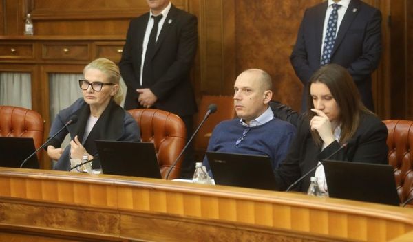 Image for Sramna zabrana posete Kosovu