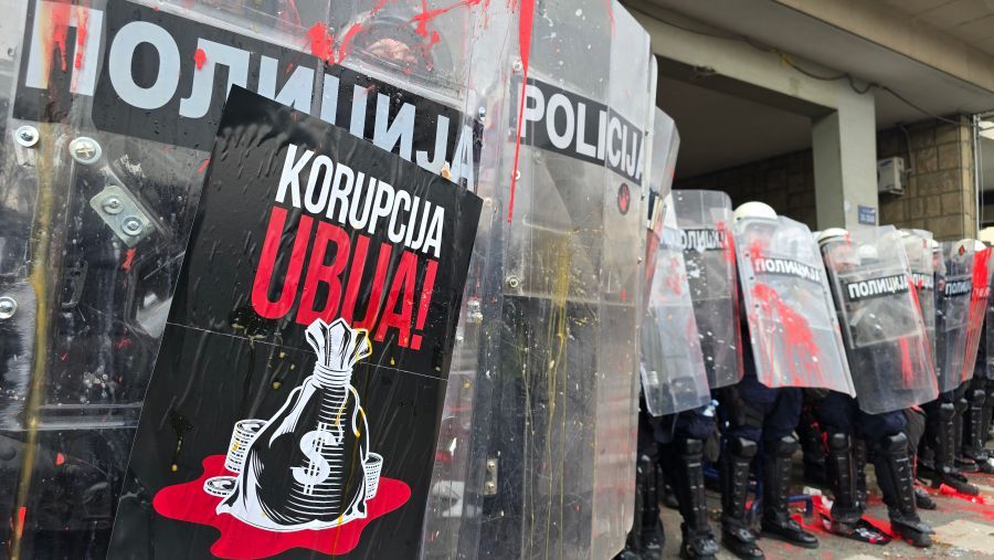 Image for Povređeno pet policajaca