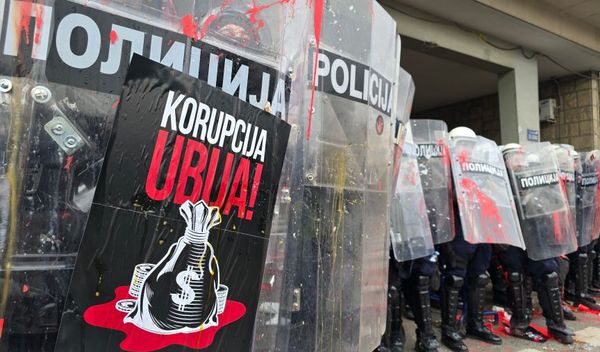 Image for Povređeno pet policajaca