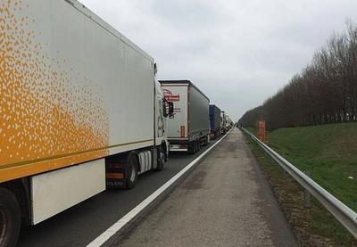 Image for Kamioni na Horgošu pet sati