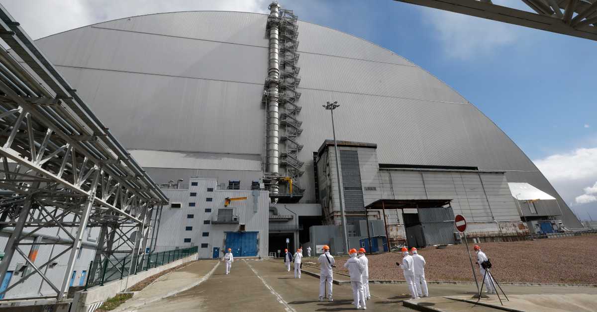 Na severozapadnom delu krova sada se nalazi privremena zakrpa, na mestu gde je ruski dron vredan oko 20.000 dolara 14. februara 2025. probio konstrukciju