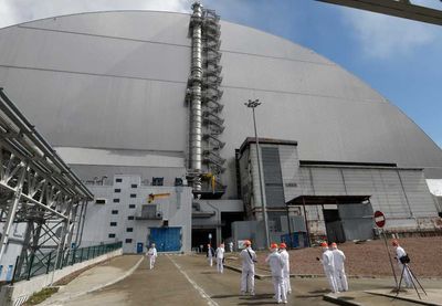 Na severozapadnom delu krova sada se nalazi privremena zakrpa, na mestu gde je ruski dron vredan oko 20.000 dolara 14. februara 2025. probio konstrukciju