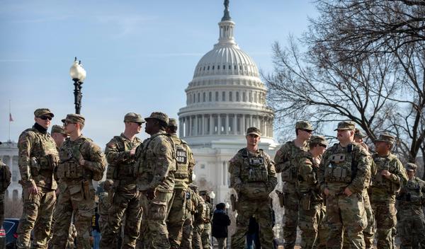 Image for SAD suspenduje odbradu imigracionih viza za 75 zemalja