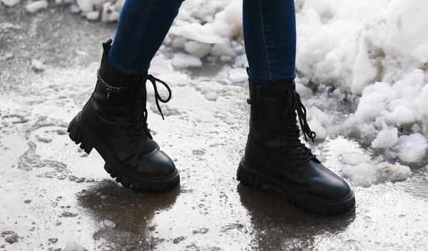 Image for Sud zabranio stanovnicima Berlina da koriste so protiv poledice