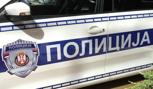 Image for Policija uhapsila u Mionici osumnjičenog za pokušaj ubistva policajca