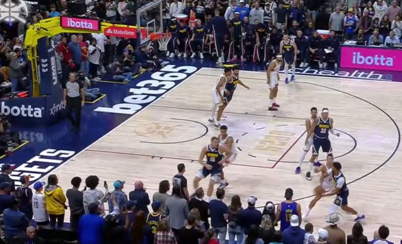 Image for Denver ubedljiv protiv Finiksa, Jokić upisao tripl-dabl (video)