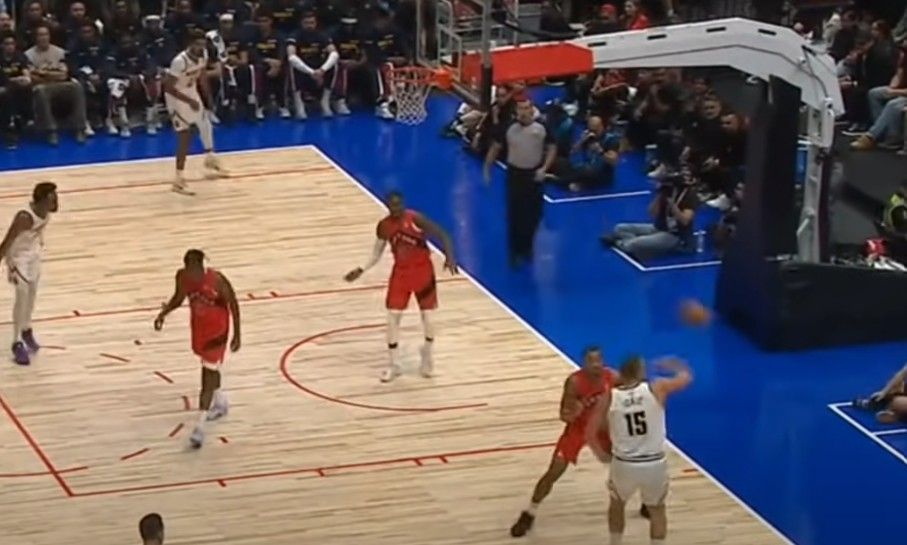 Image for Jokić izveo jedno od najluđih dodavanja u karijeri u pobedi Denvera protiv Toronta (video)