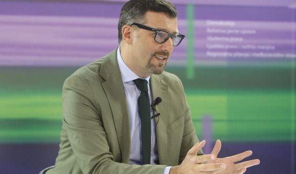 Image for Protest šansa demokratije