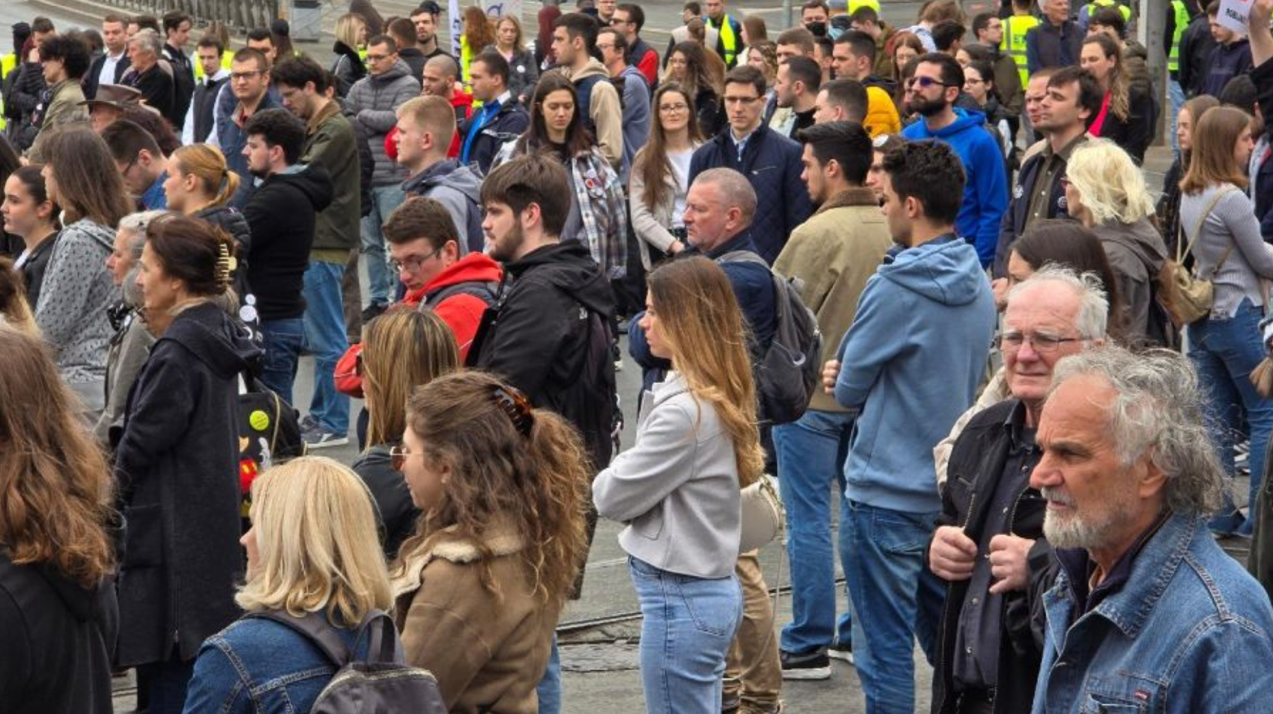 Image for Poenta je da skup bude miran