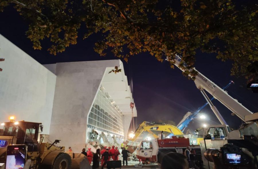 Image for Optužnica za nadstrešnicu