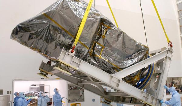Image for Spremite se, pada veštački satelit