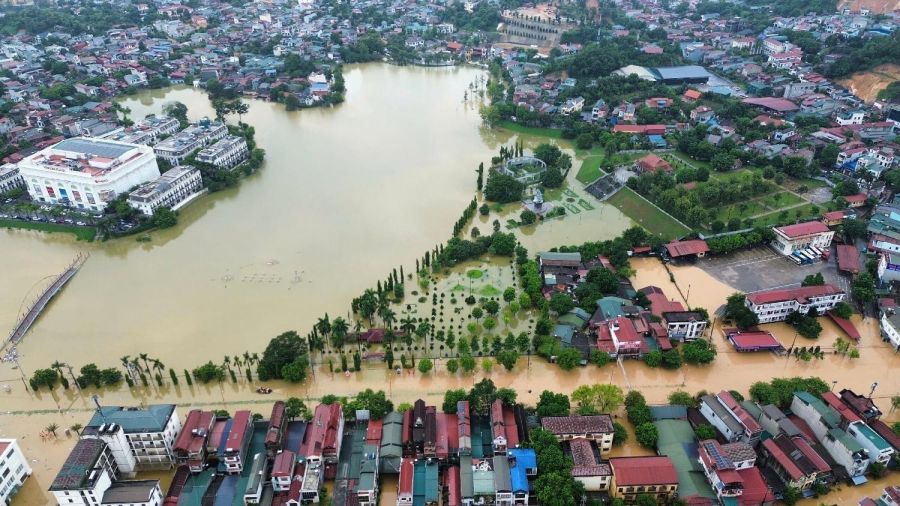 Image for Tajfun odneo 19 života
