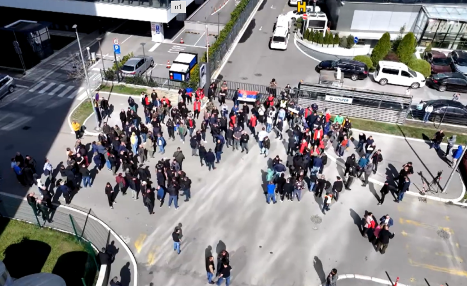 Image for Vlast da ne ometa medije