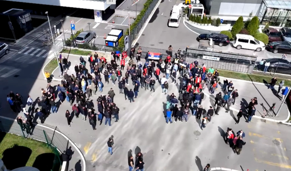 Image for Vlast da ne ometa medije