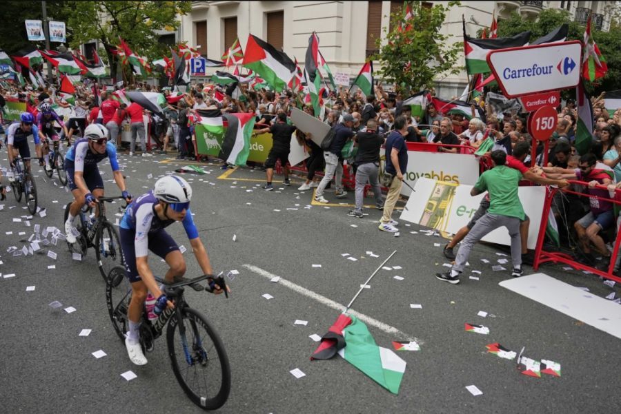 Image for Isključen izraelski tim