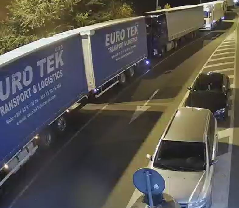 Image for Sedam sati čekanja na granici