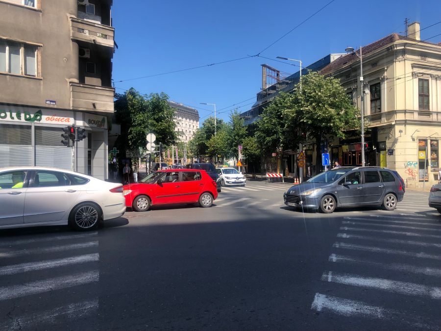 Image for Kružni tok usporava autobuse