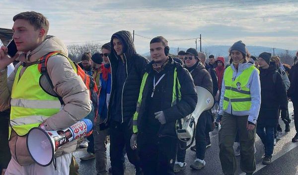 Image for Studenti krenuli iz Ćićevca