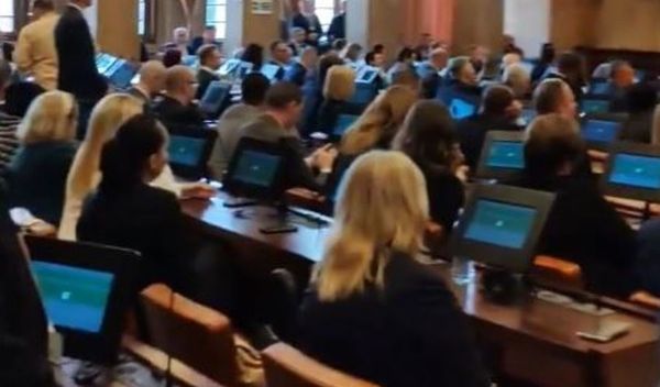 Image for Danas rasprava o 16 tačaka