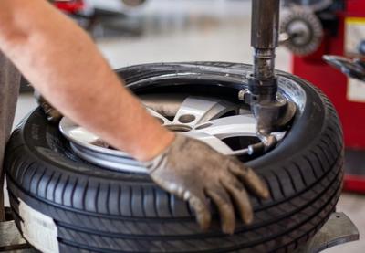 Image for Od 1. novembra do 1. aprila obavezne zimske gume na vozilima, ukoliko je na kolovozu sneg ili led