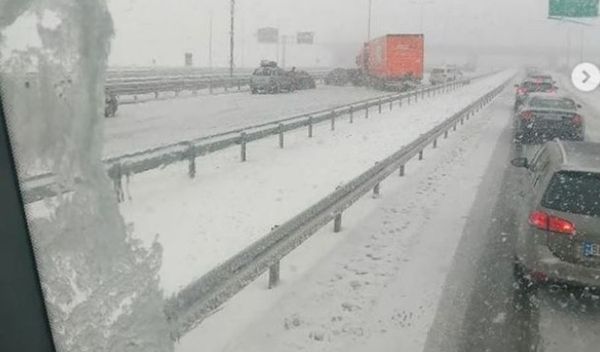 Image for Oprez zbog snega na kolovozu