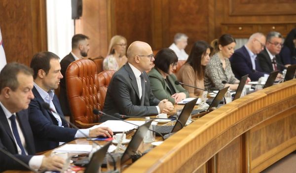 Image for Javno više od 140 dokumenata