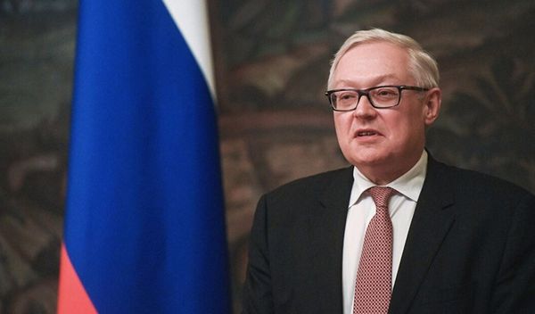 Spremni smo da implementiramo okvir iz Enkoridža u konkretnim sporazumima i odlukama, rekao je Rjabkov novinarima