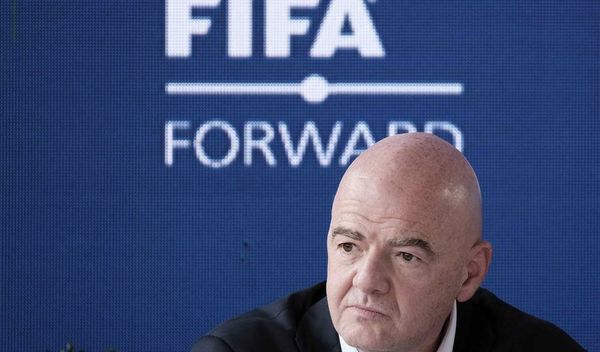 Infantino je rekao da se planom prodaje udela takmičenja, od kojeg se odustalo, istraživalo da li bi prodaja manjinskog udela u komercijalnoj kompaniji pod kontrolom FIFA mogla da obezbedi više sredstava za razvoj fudbala