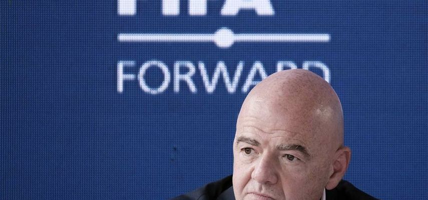 Infantino je rekao da se planom prodaje udela takmičenja, od kojeg se odustalo, istraživalo da li bi prodaja manjinskog udela u komercijalnoj kompaniji pod kontrolom FIFA mogla da obezbedi više sredstava za razvoj fudbala
